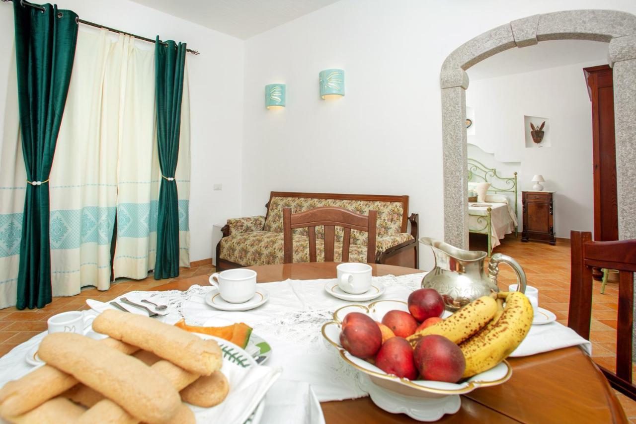 Vincent House Hotel ซานตา เตเรซา กัลลูรา ภายนอก รูปภาพ